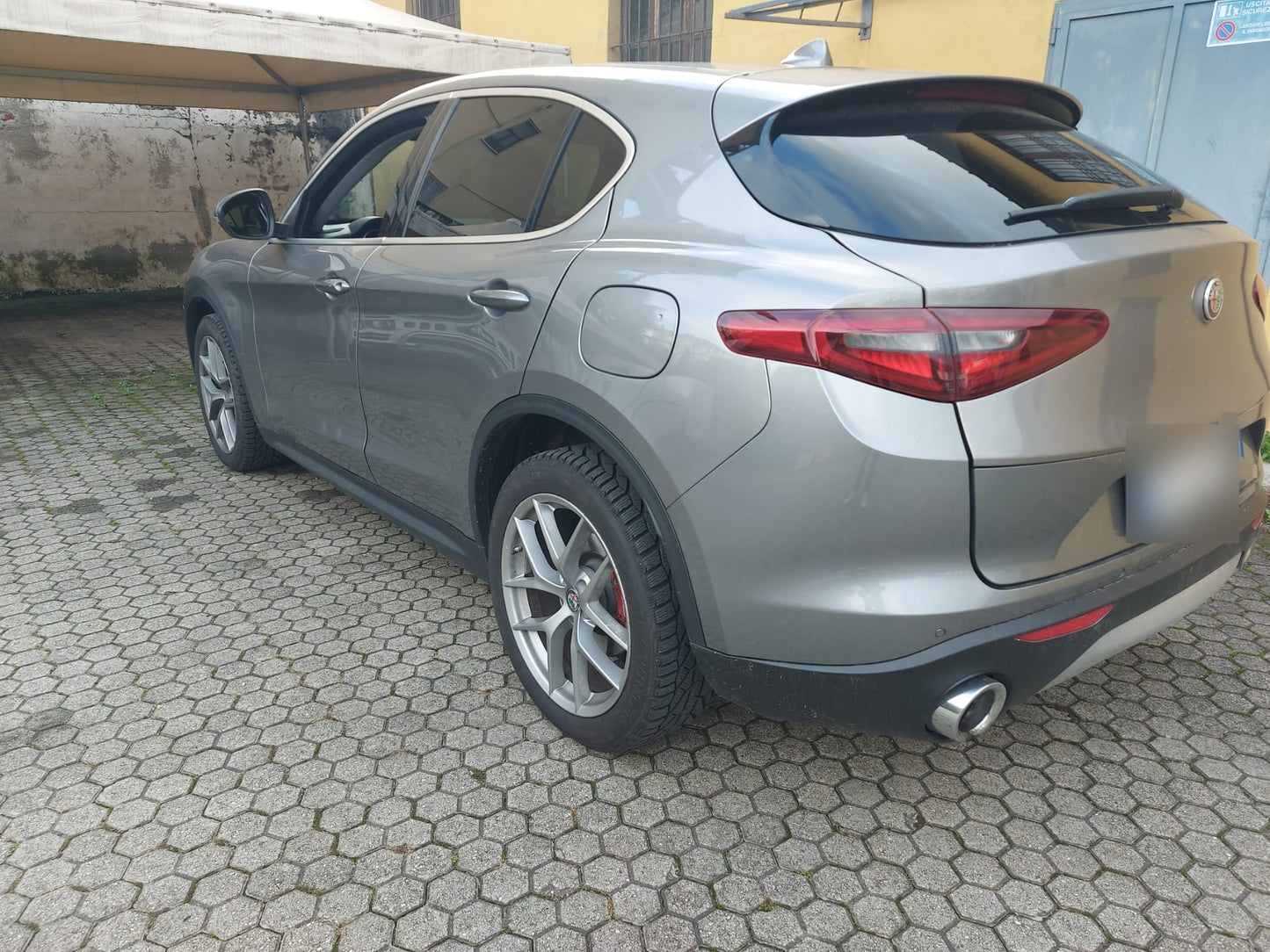 ALFA ROMEO - STELVIO (2017 - 141.500 km - Benzina)