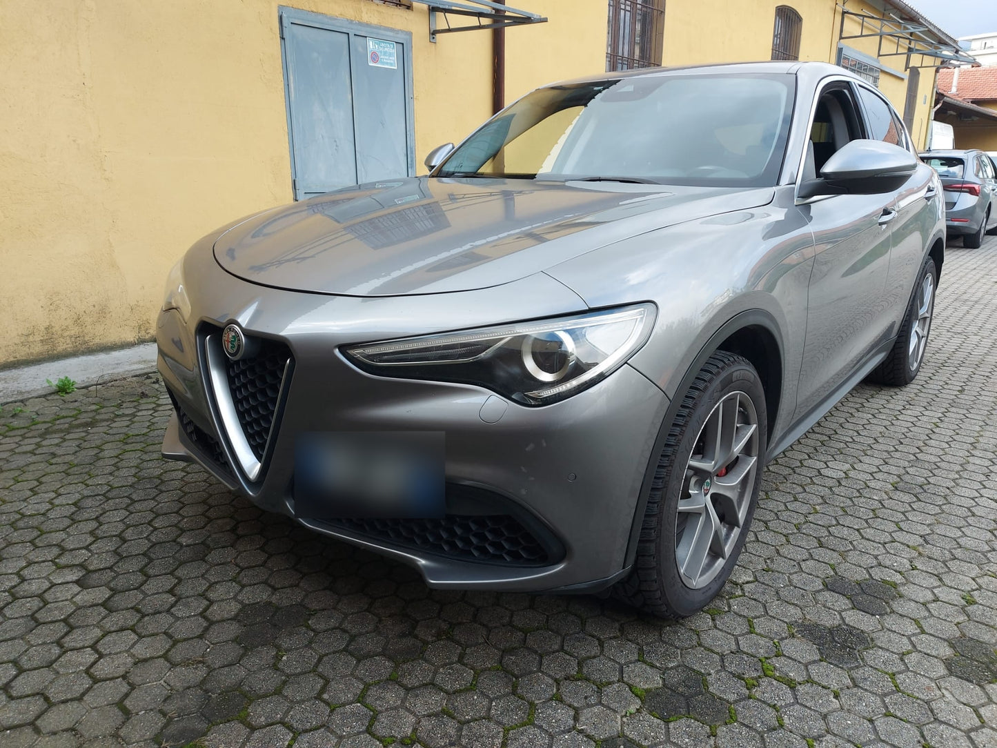 ALFA ROMEO - STELVIO (2017 - 141.500 km - Benzina)