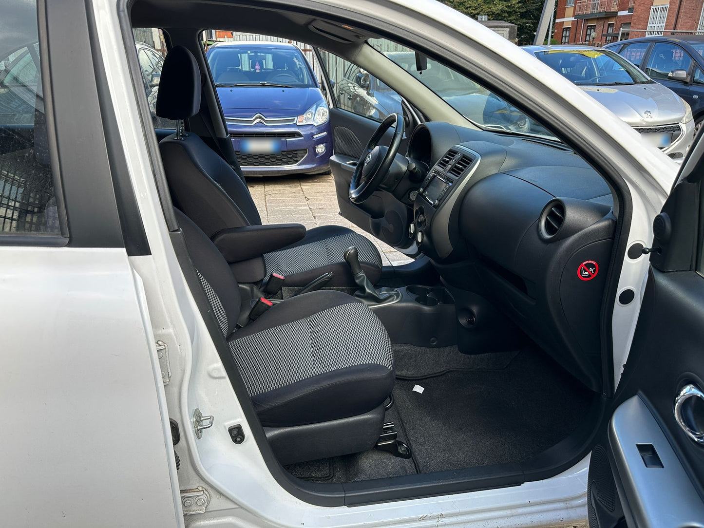 NISSAN - MICRA (2014 - 156.957 - Benzina)