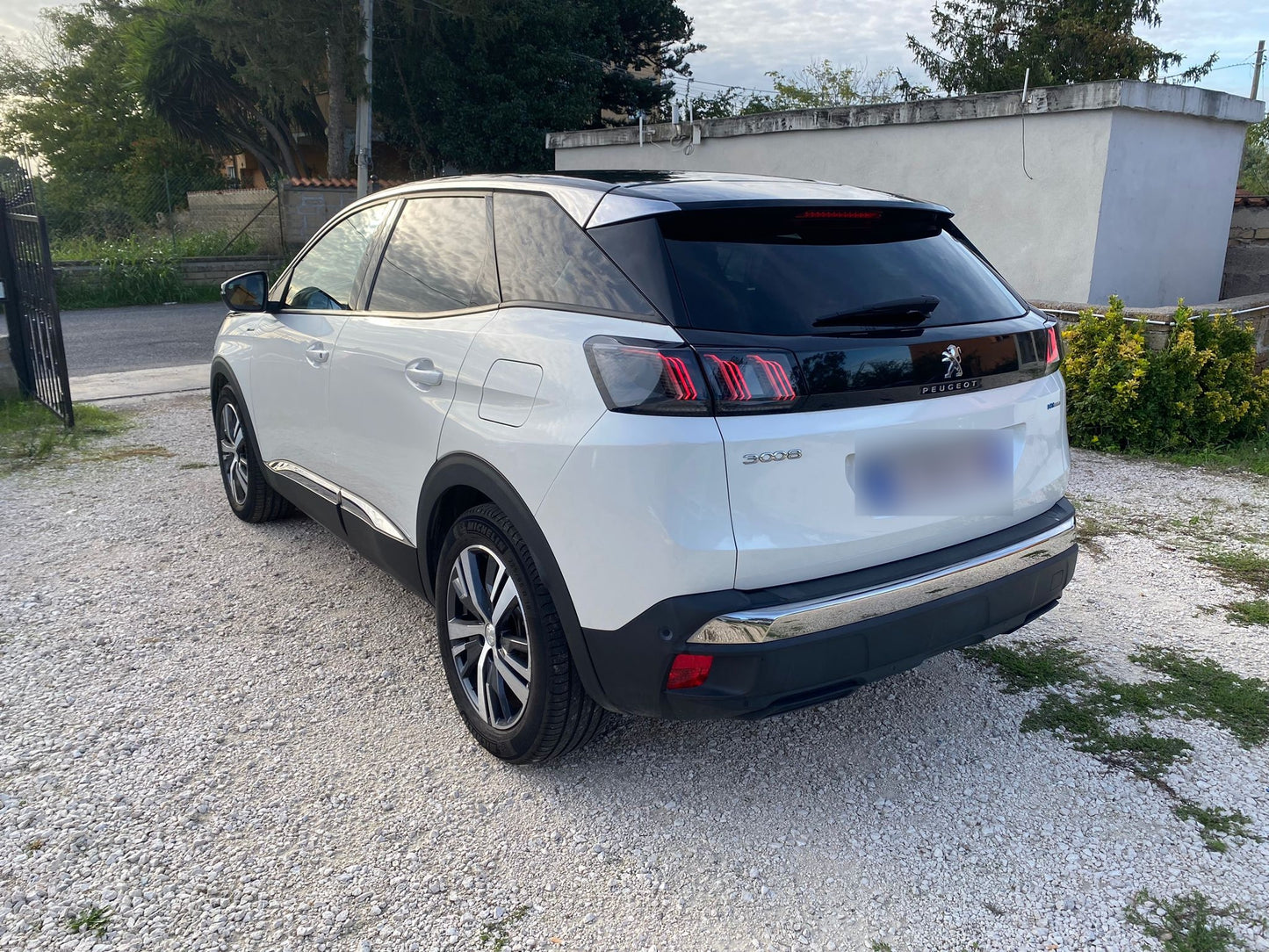 PEUGEOT - 3008 (2022 - 44.000 km - Ibrida)