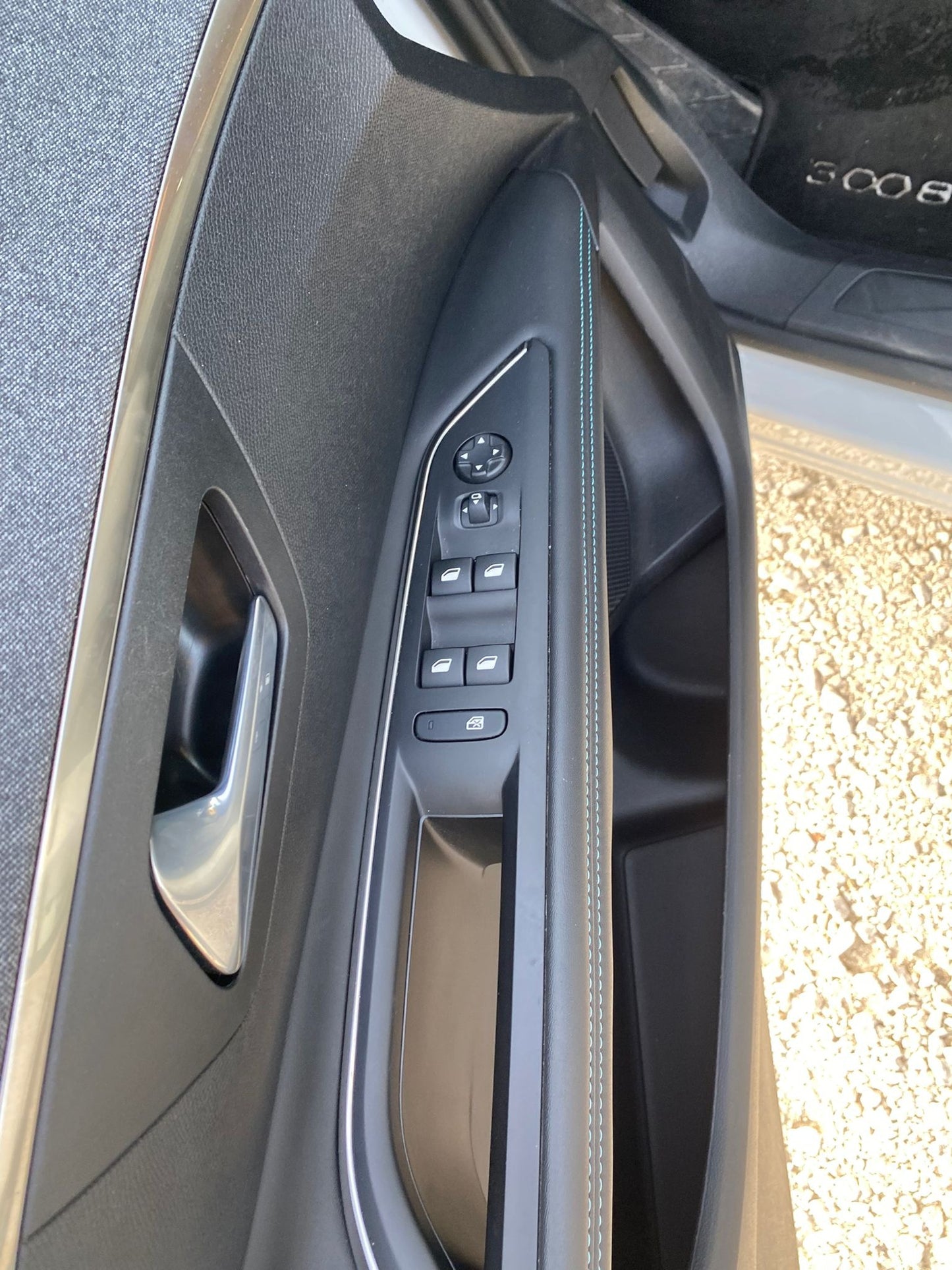 PEUGEOT - 3008 (2022 - 44.000 km - Ibrida)