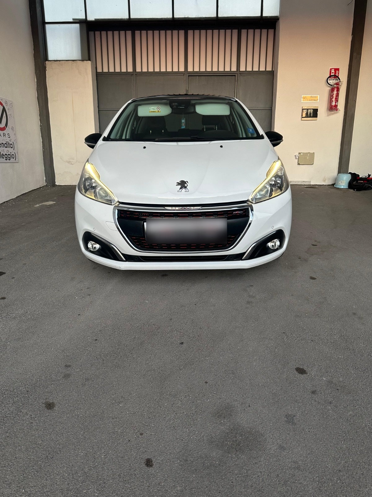 PEUGEOT - 208 (2016 - 124.000 km - Benzina)