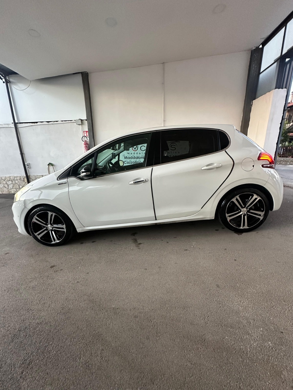 PEUGEOT - 208 (2016 - 124.000 km - Benzina)