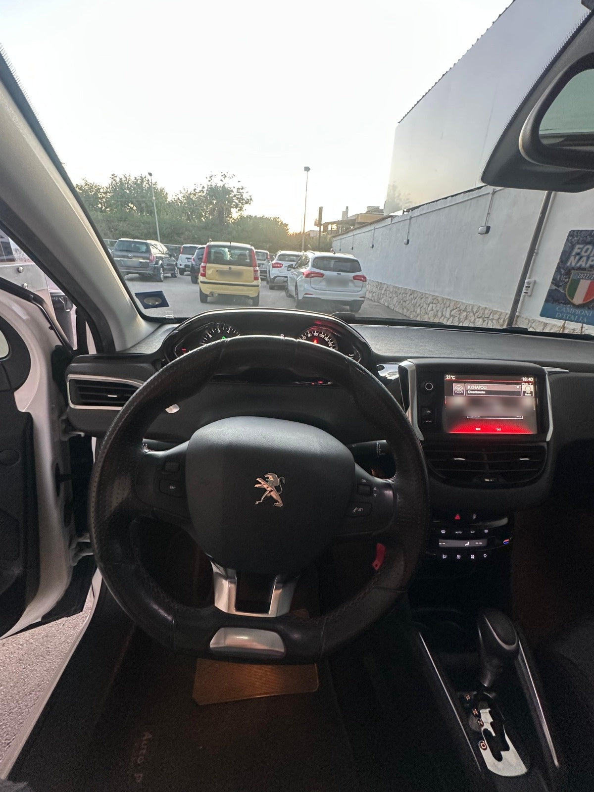 PEUGEOT - 208 (2016 - 124.000 km - Benzina)
