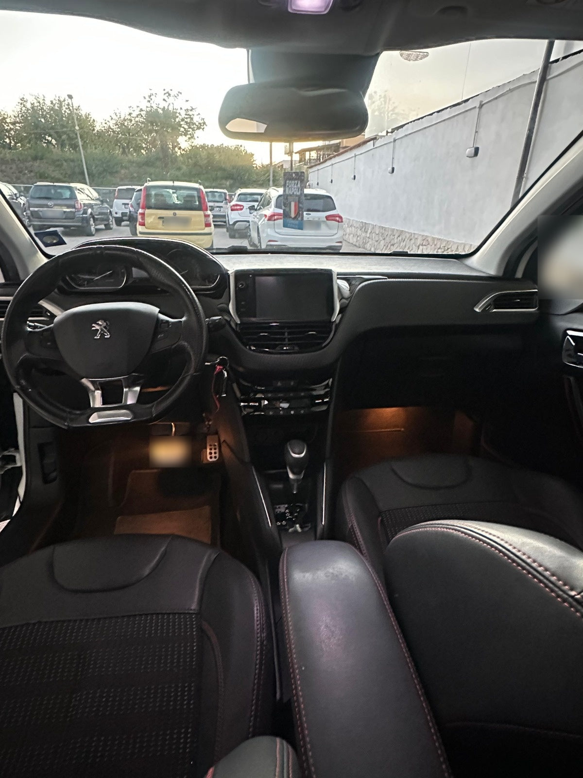 PEUGEOT - 208 (2016 - 124.000 km - Benzina)
