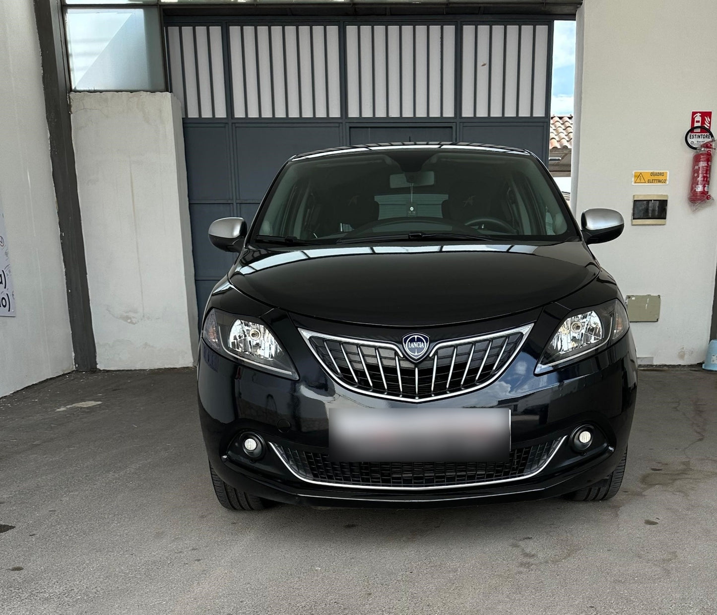 LANCIA - YPSILON (2023 - km 23.000 - Ibrida)