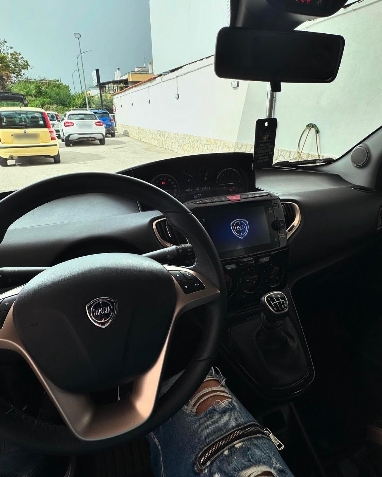 LANCIA - YPSILON (2023 - km 23.000 - Ibrida)