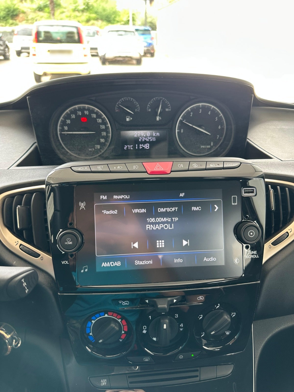 LANCIA - YPSILON (2023 - km 23.000 - Ibrida)
