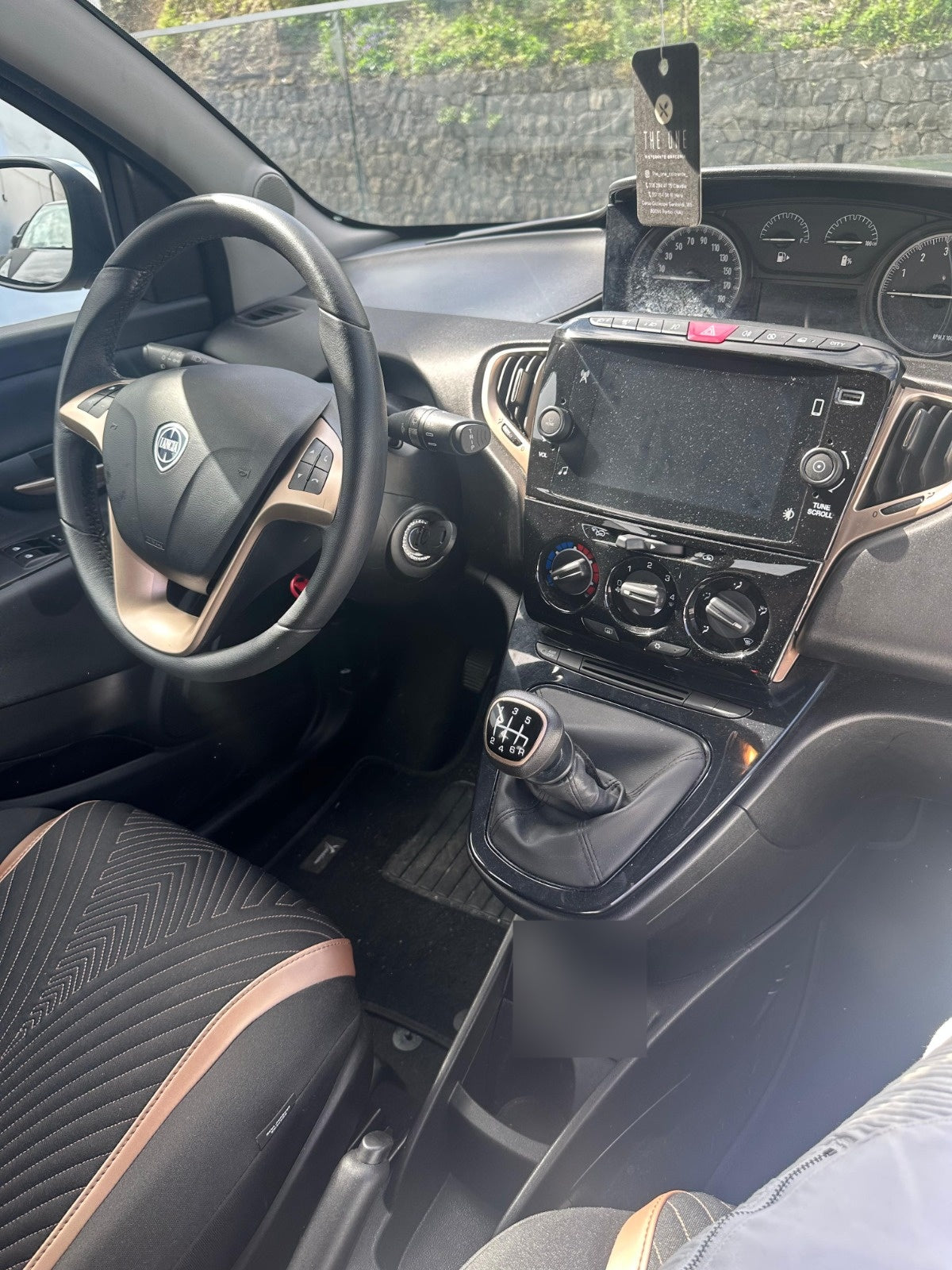 LANCIA - YPSILON (2023 - km 23.000 - Ibrida)