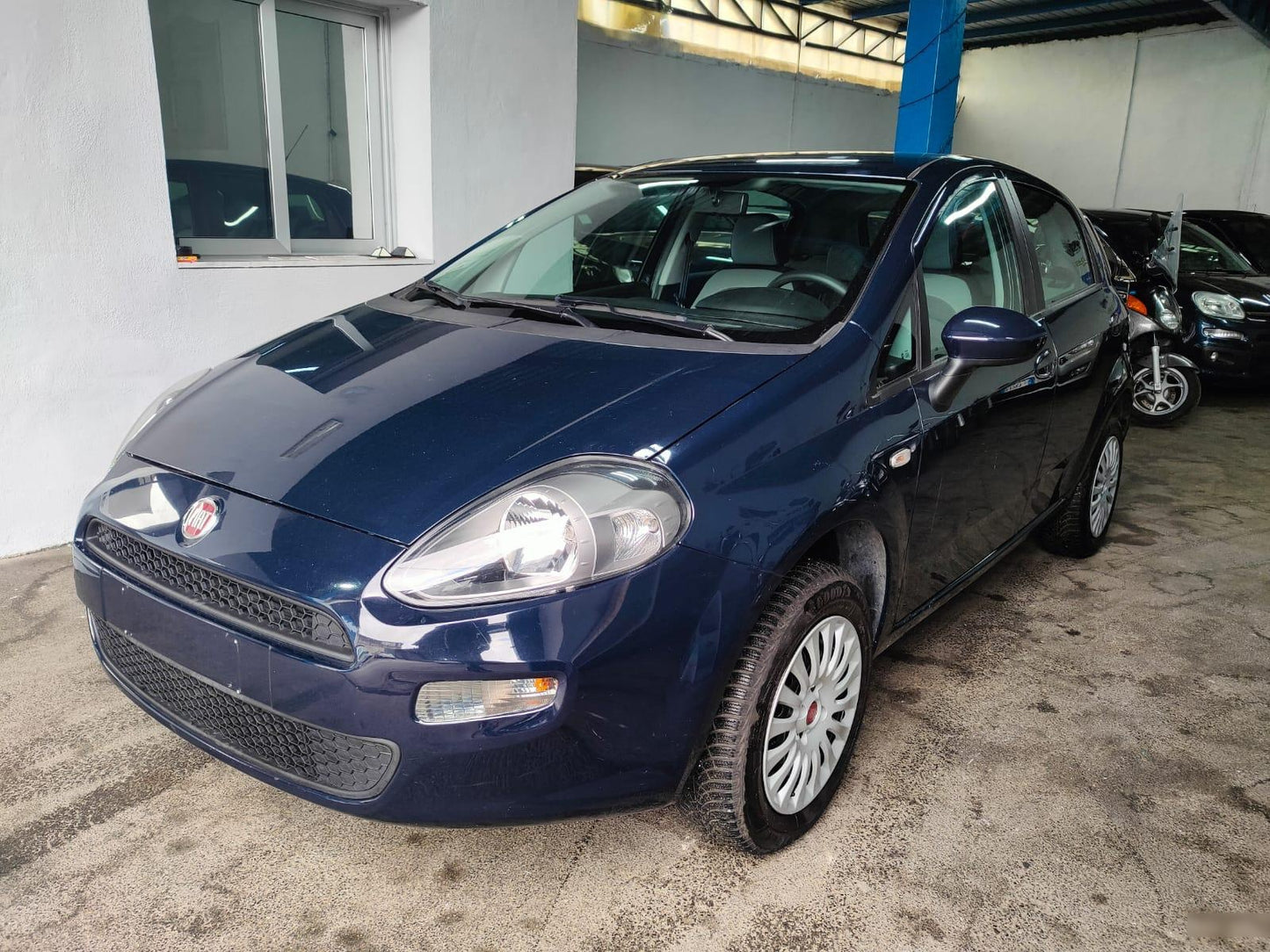 FIAT - PUNTO EVO (2013 - km 130.000 - Metano)