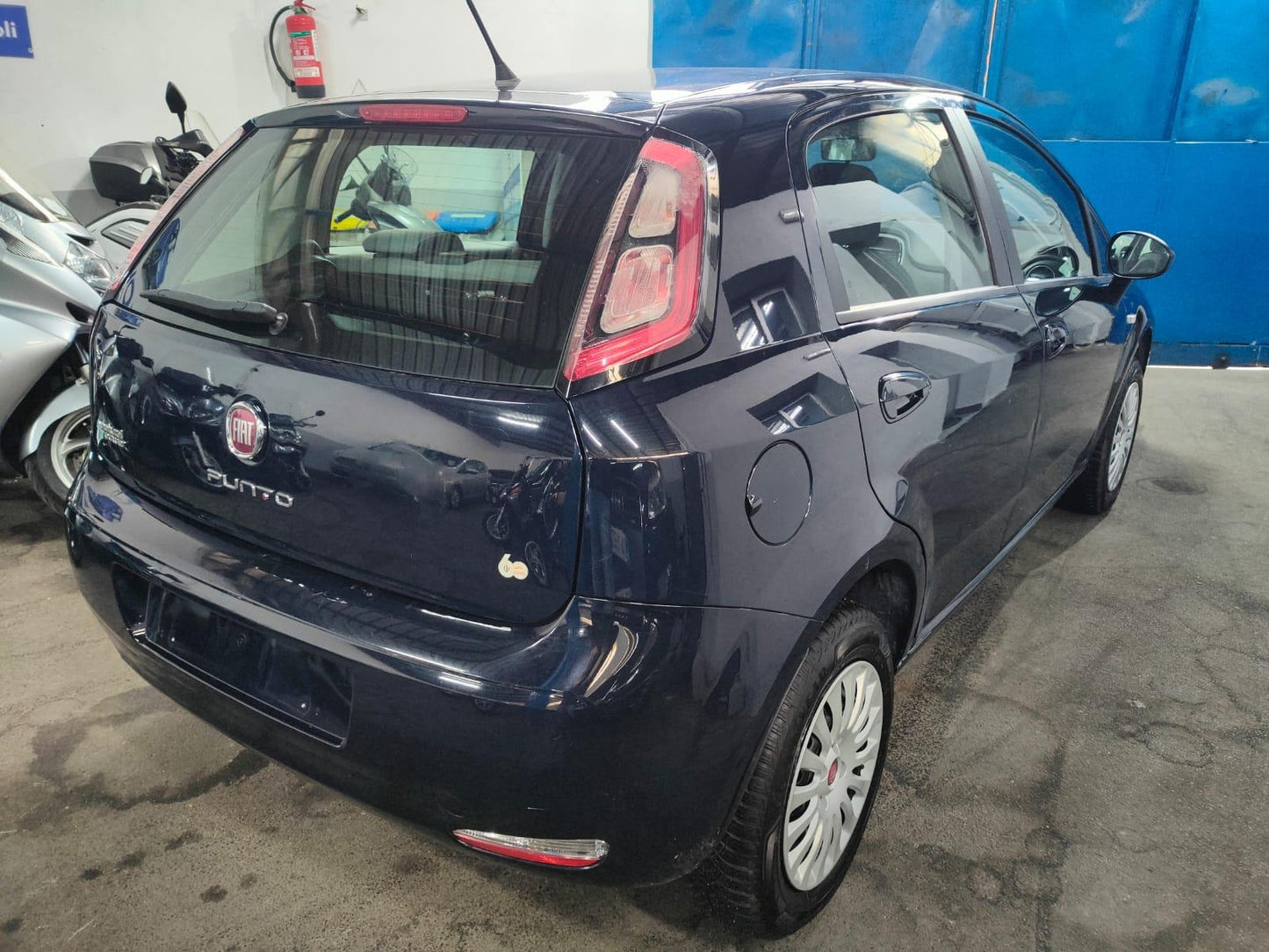 FIAT - PUNTO EVO (2013 - km 130.000 - Metano)