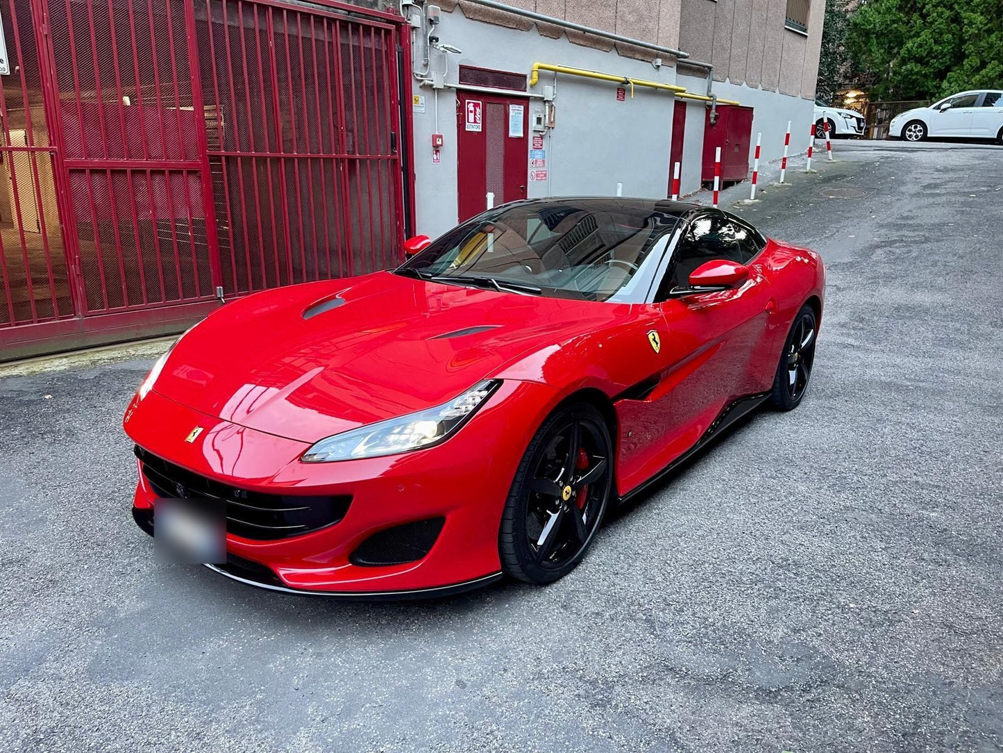 FERRARI - PORTOFINO (2019 - km 51.000 - Benzina)