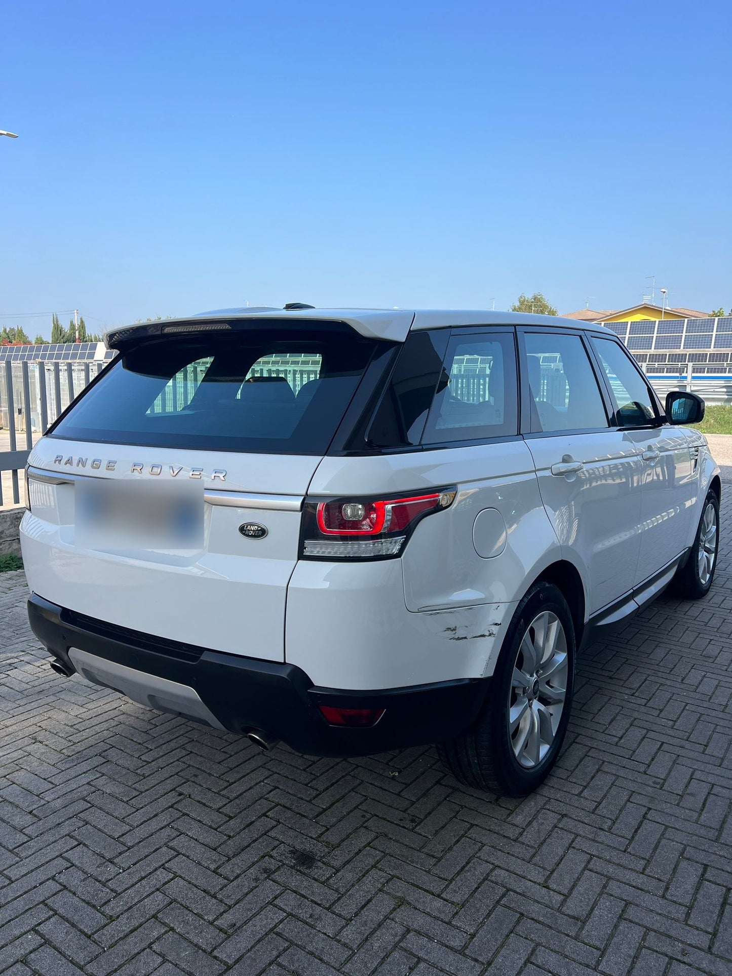 LAND ROVER - RANGE ROVER SPORT (2014 - km 238.000 - Diesel)