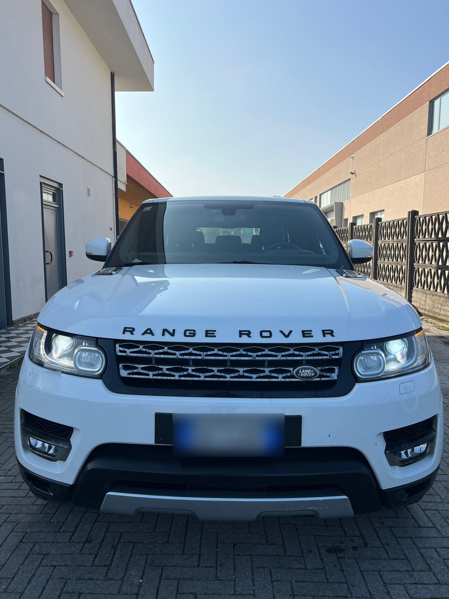 LAND ROVER - RANGE ROVER SPORT (2014 - km 238.000 - Diesel)