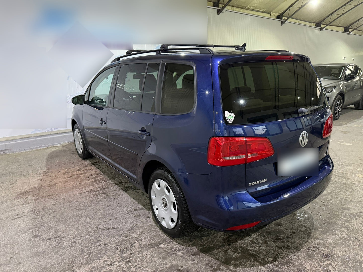 VOLKSWAGEN - TOURAN (2012 - km 190.000 - Diesel)