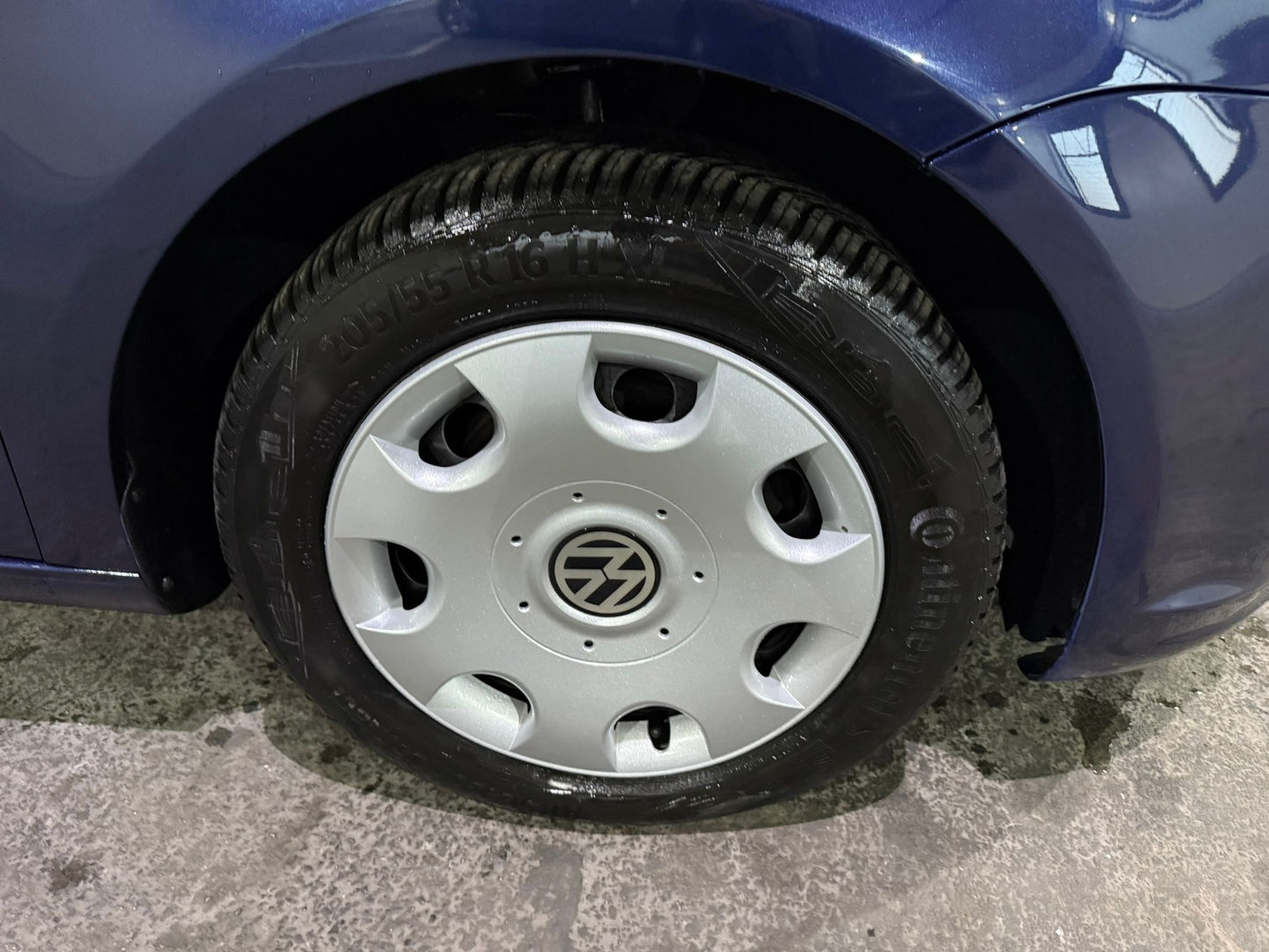 VOLKSWAGEN - TOURAN (2012 - km 190.000 - Diesel)