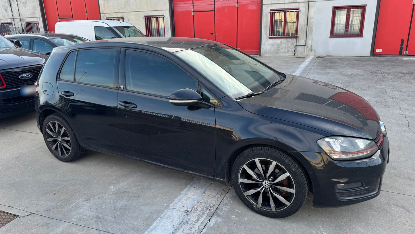 VOLKSWAGEN - GOLF (2014 - km 150.000 - Diesel)