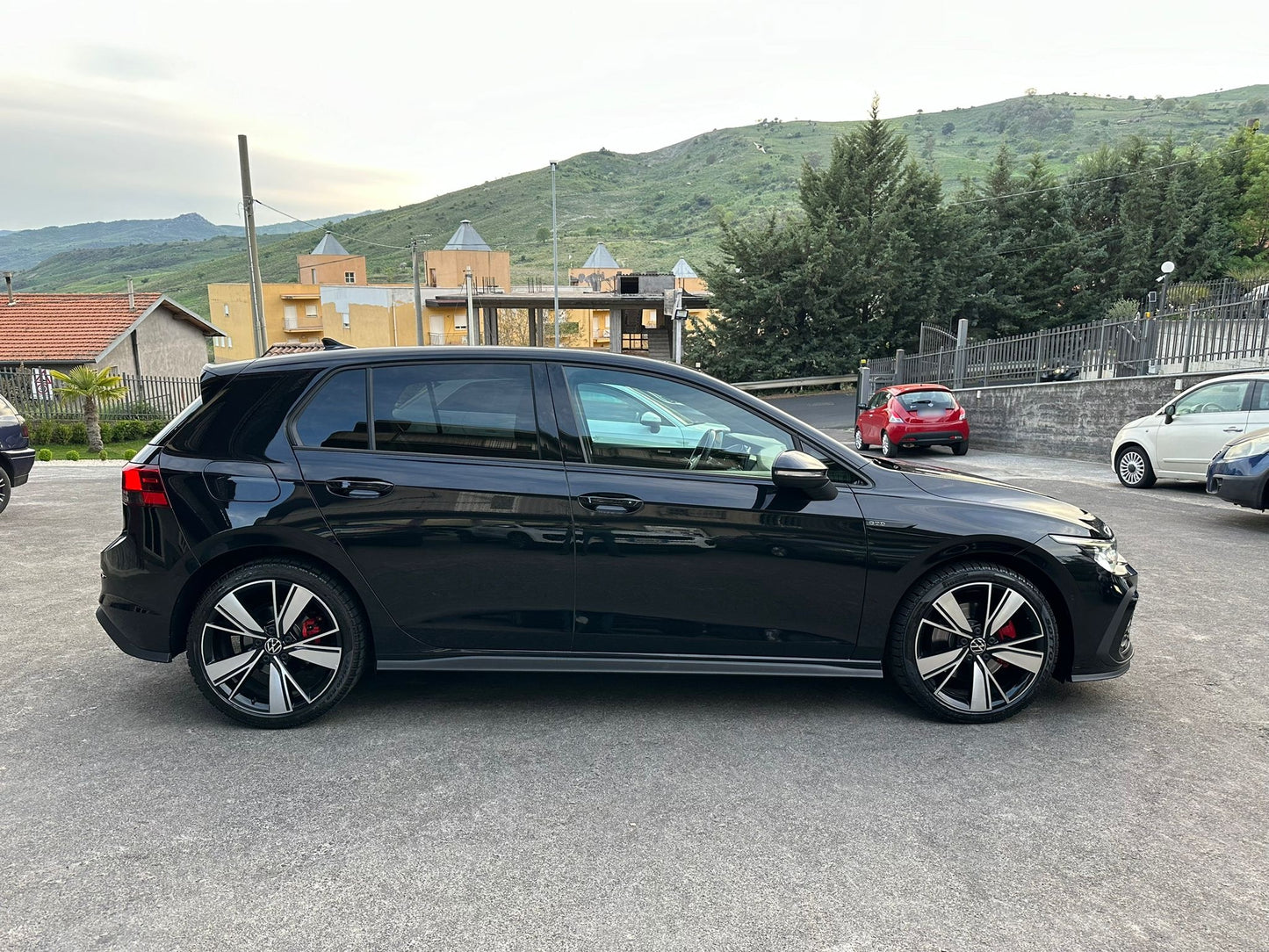 VOLKSWAGEN - GOLF (2020 - km 110.000 - Diesel)