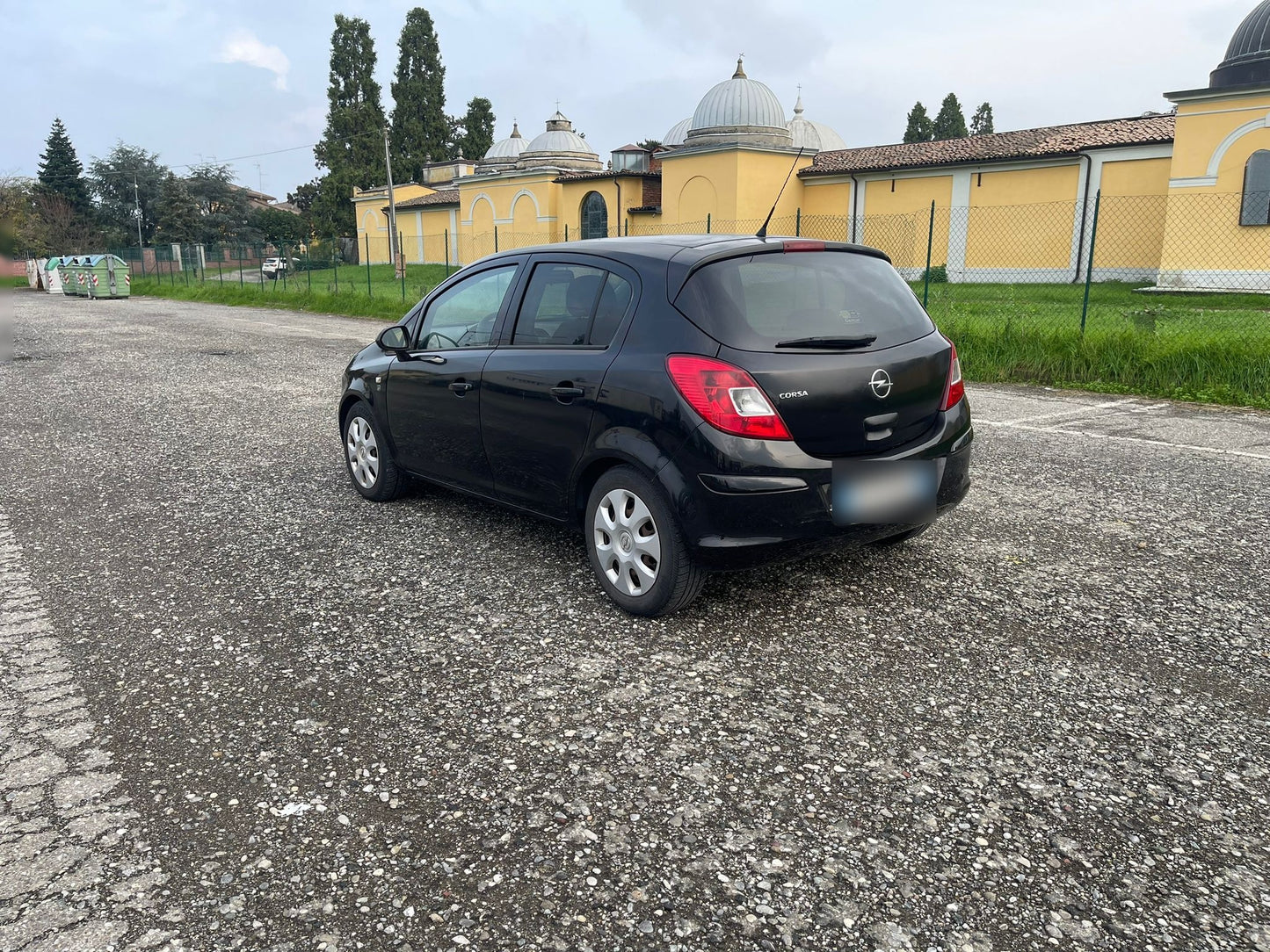OPEL - CORSA (2010 - km 174.000 - Benzina)