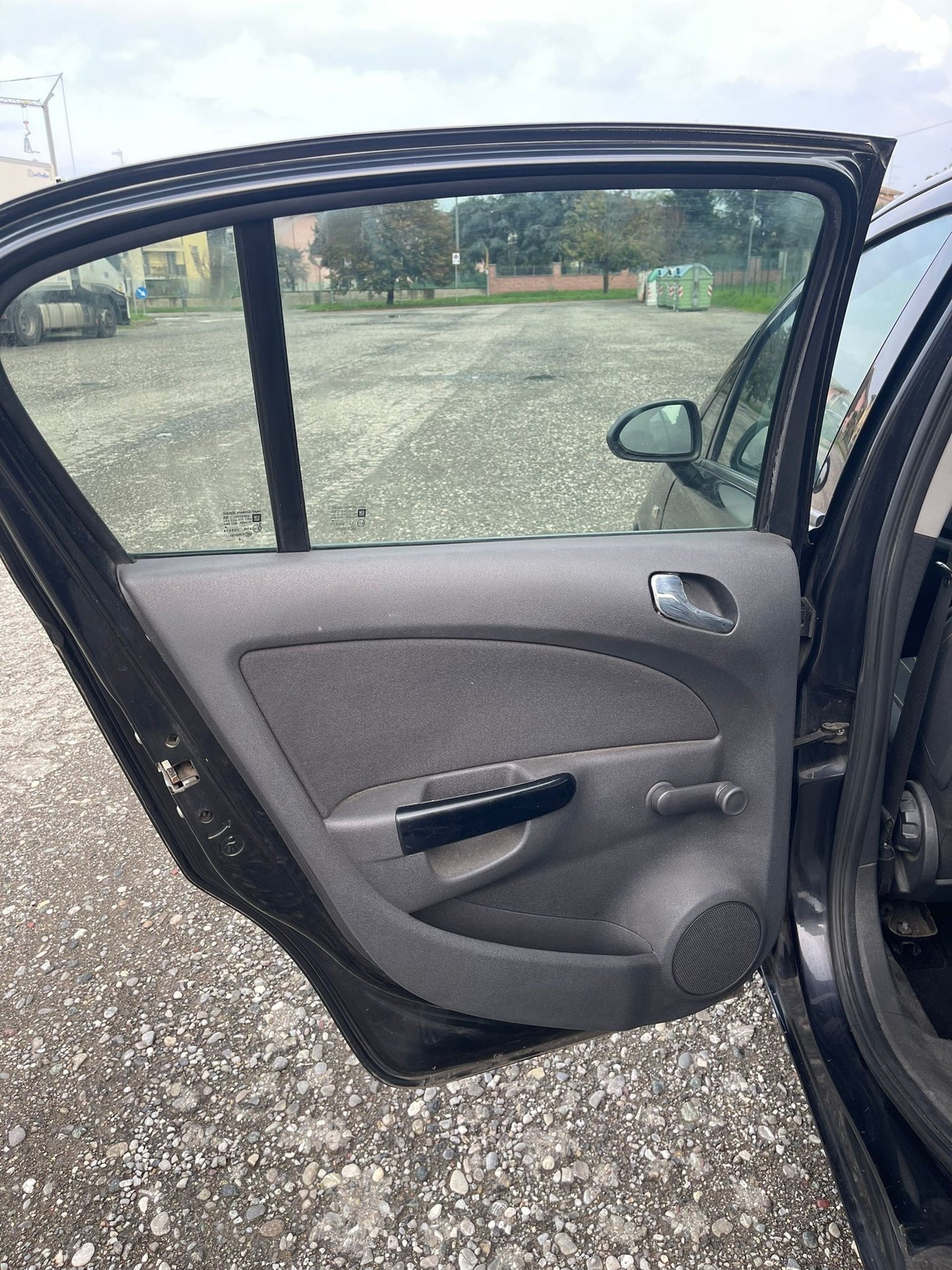 OPEL - CORSA (2010 - km 174.000 - Benzina)