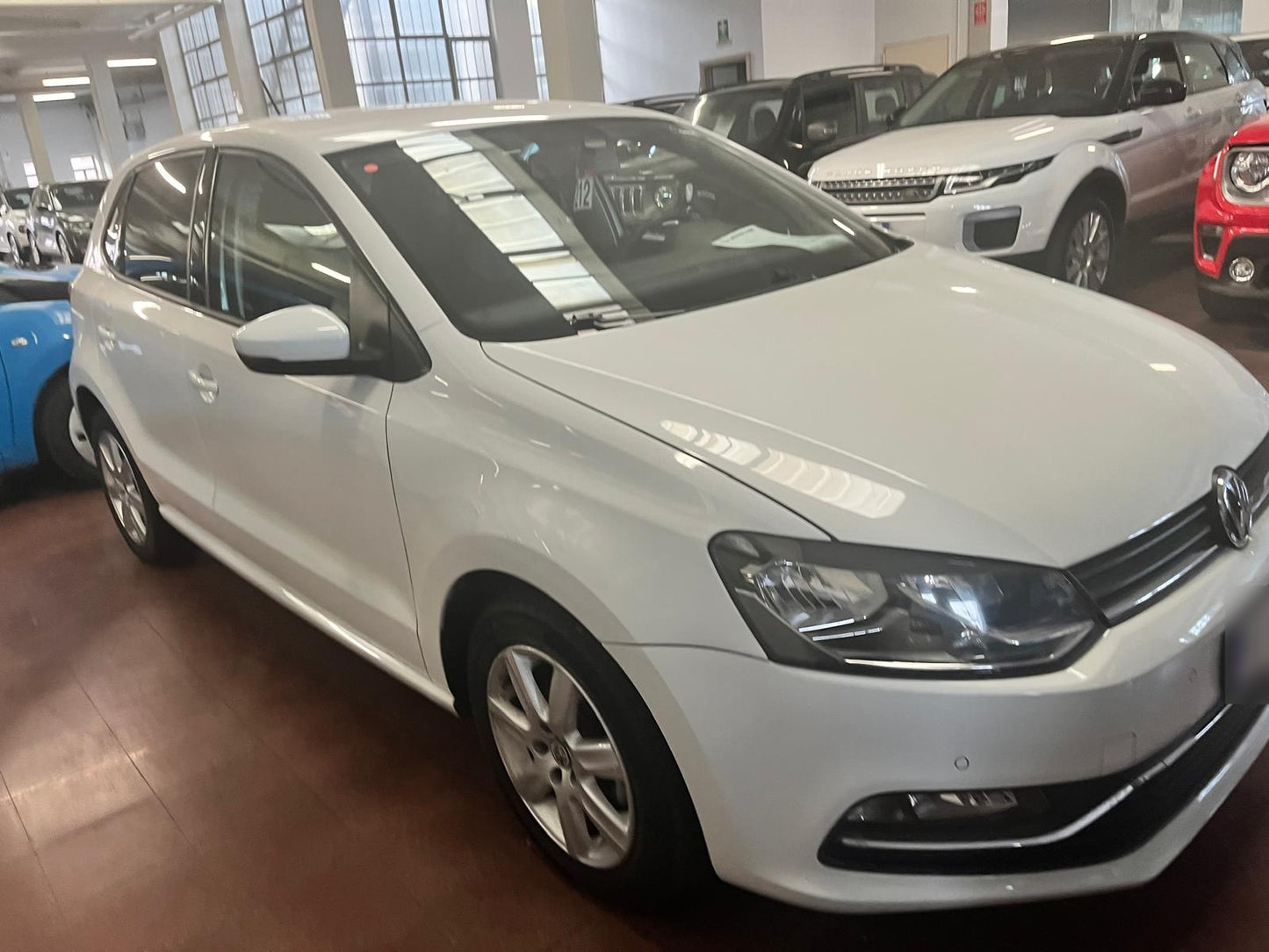 VOLKSWAGEN - POLO (2016 - km 97.696 - Diesel)