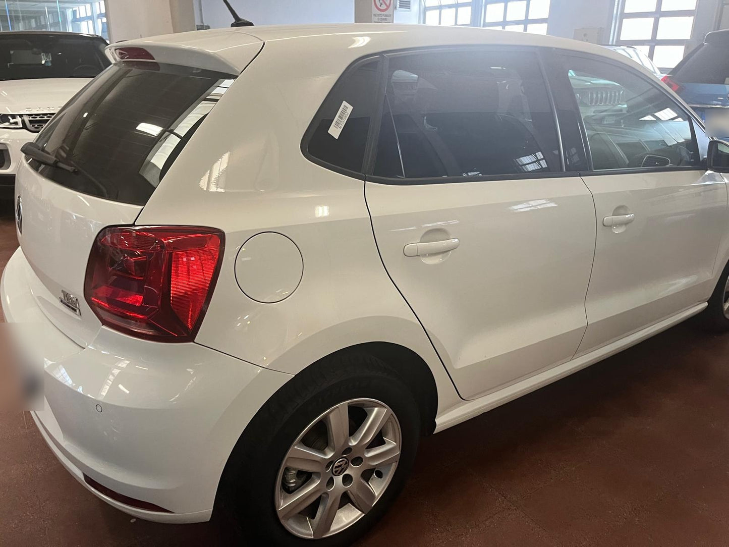 VOLKSWAGEN - POLO (2016 - km 97.696 - Diesel)