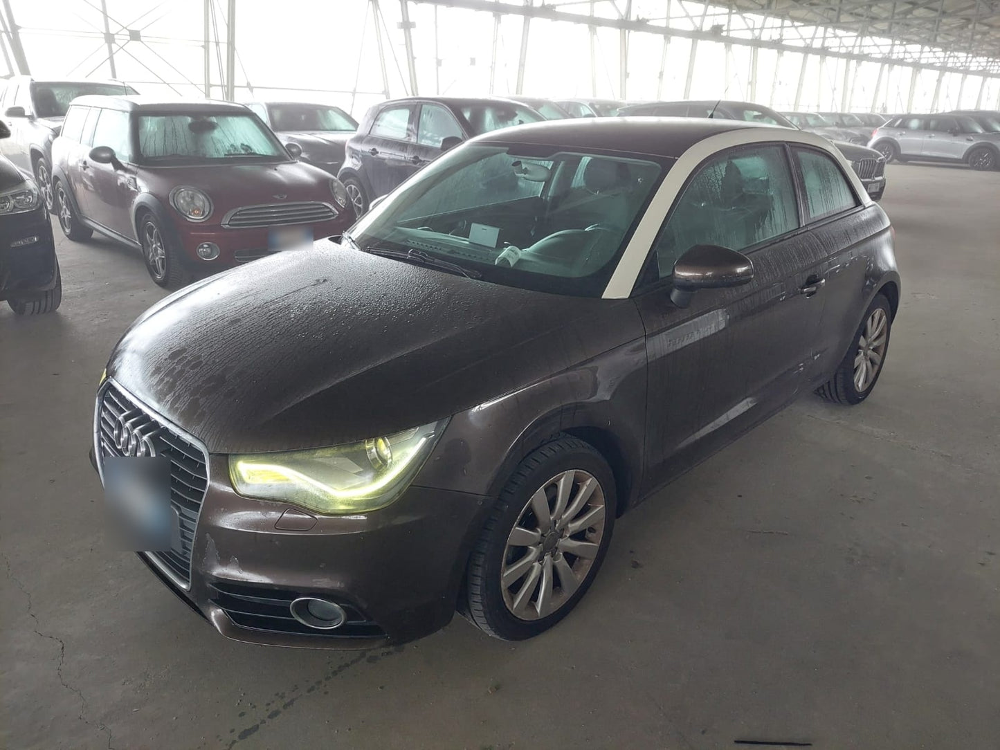 AUDI - A1 (2011 - km 193.603 - Diesel)