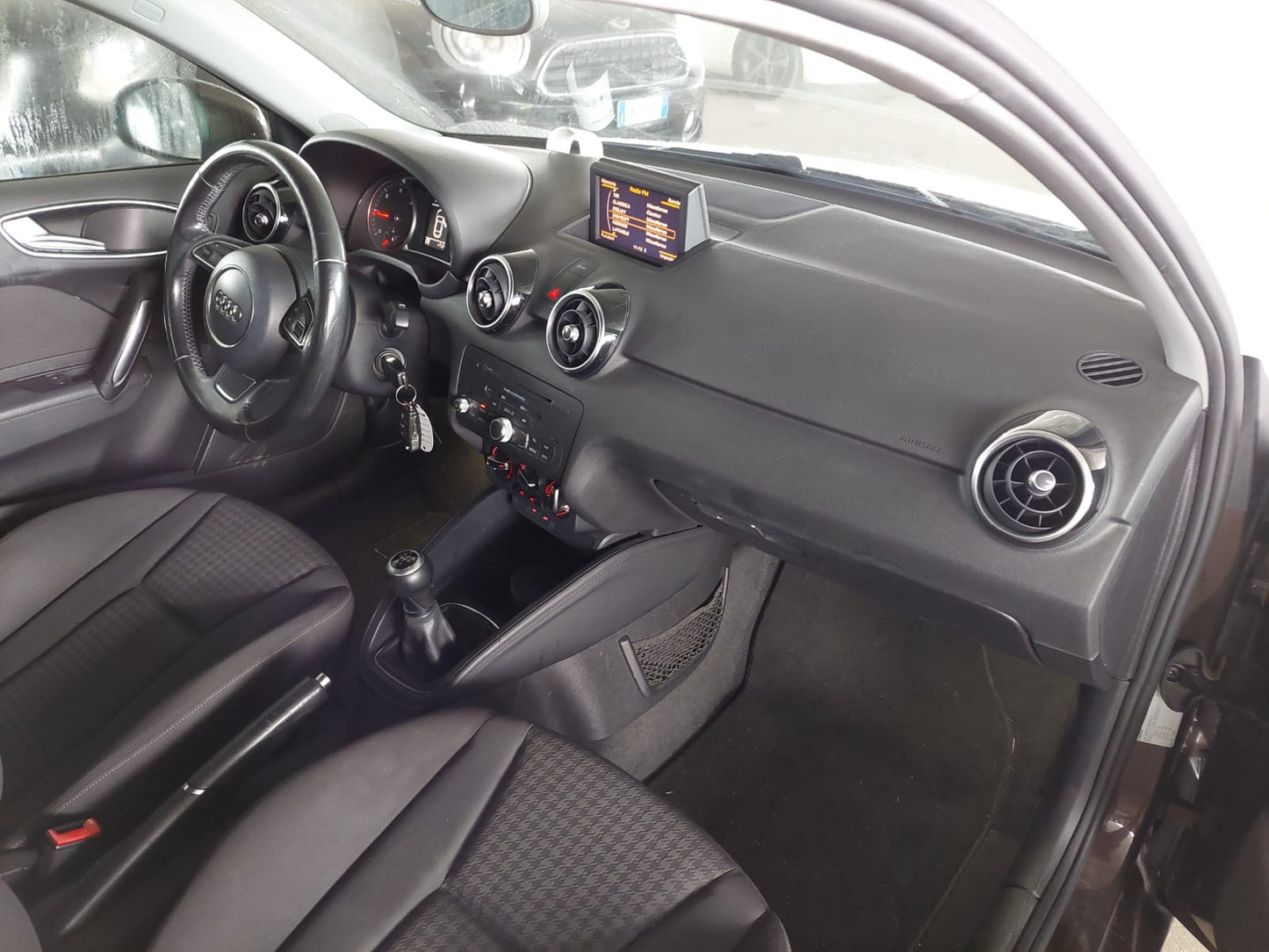 AUDI - A1 (2011 - km 193.603 - Diesel)