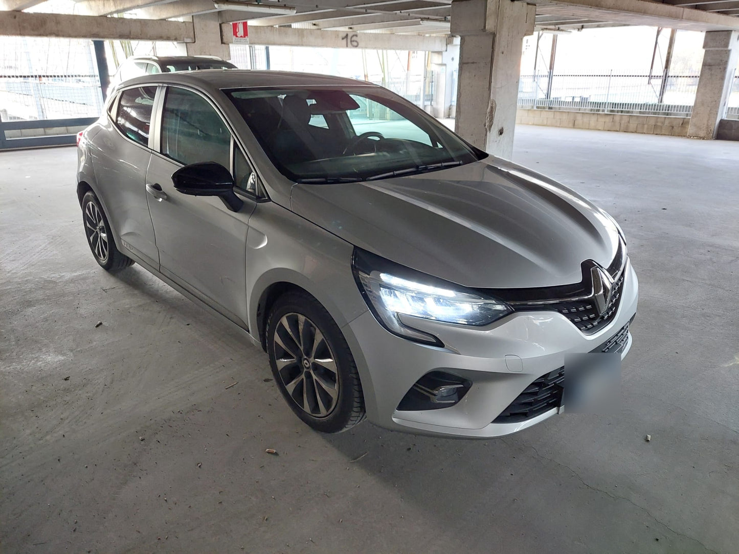 RENAULT - CLIO (2022 - km 71.209 - Diesel)