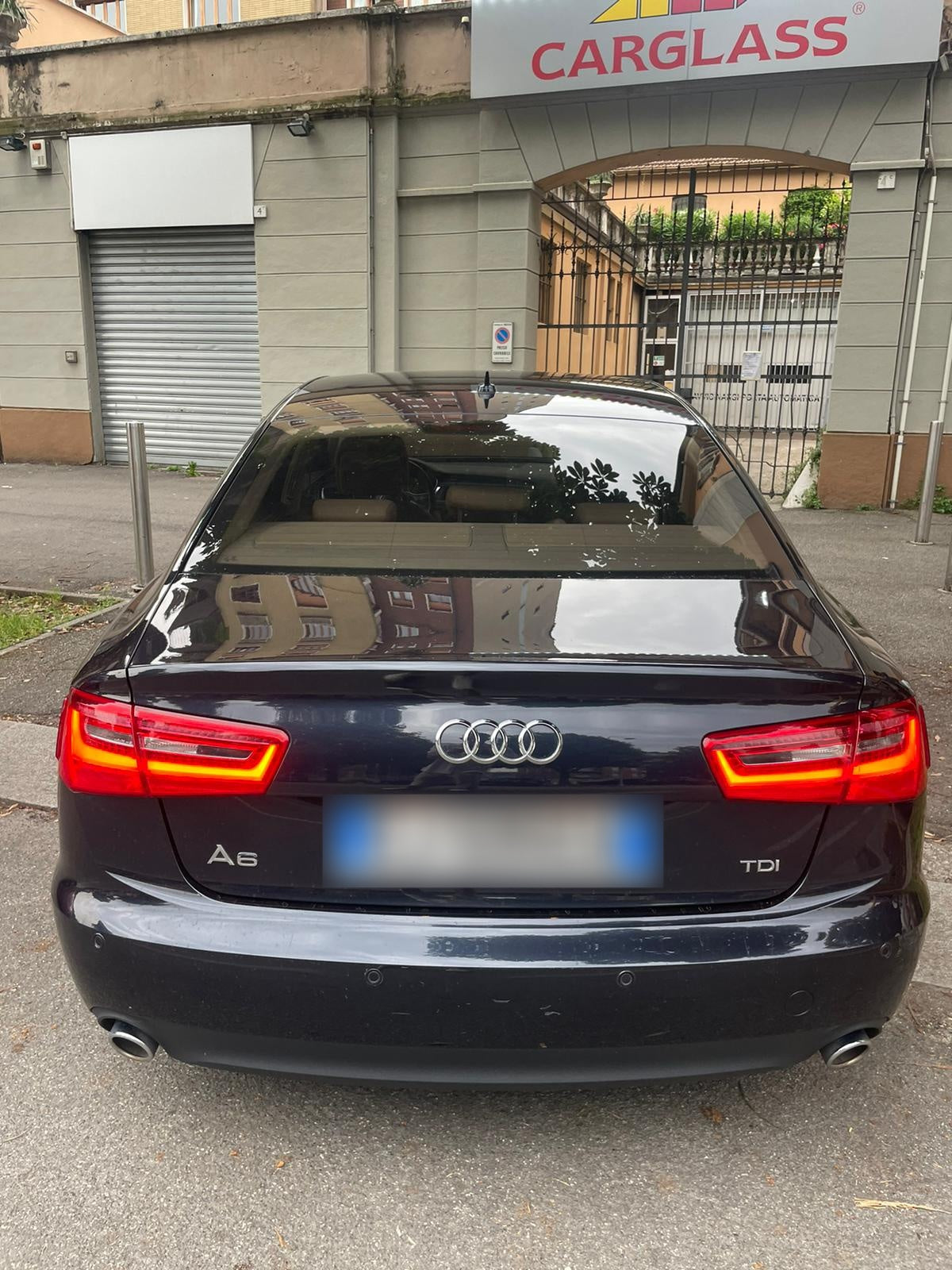 AUDI - A6 (2011 - km 144.000 - Diesel)