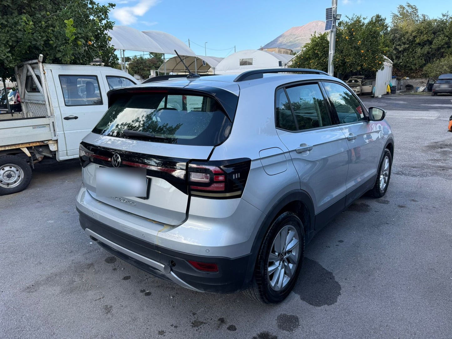 VOLKSWAGEN - T-CROSS (2022 - km 22.000 - Benzina)