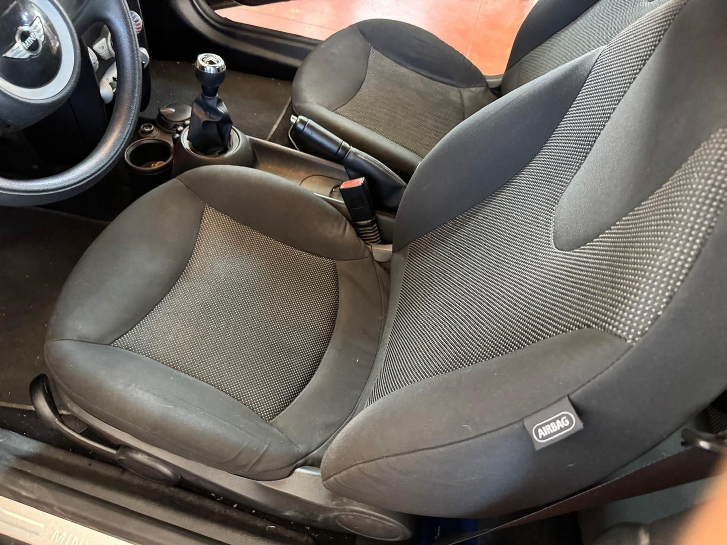 MINI - COOPER (2009 - km 160.000 - Benzina)