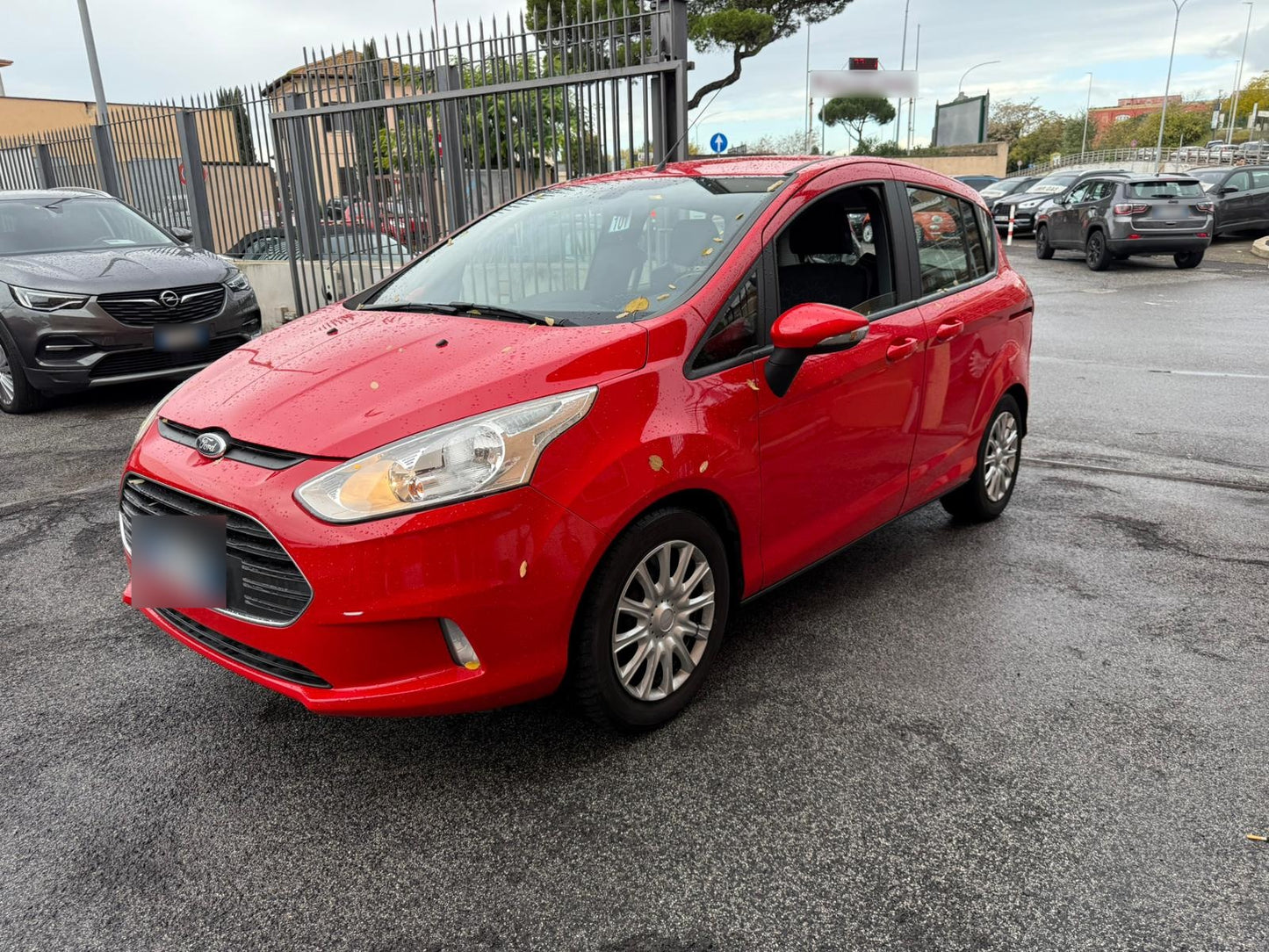 FORD - B-MAX (2017 - km 77.000 - Gpl)