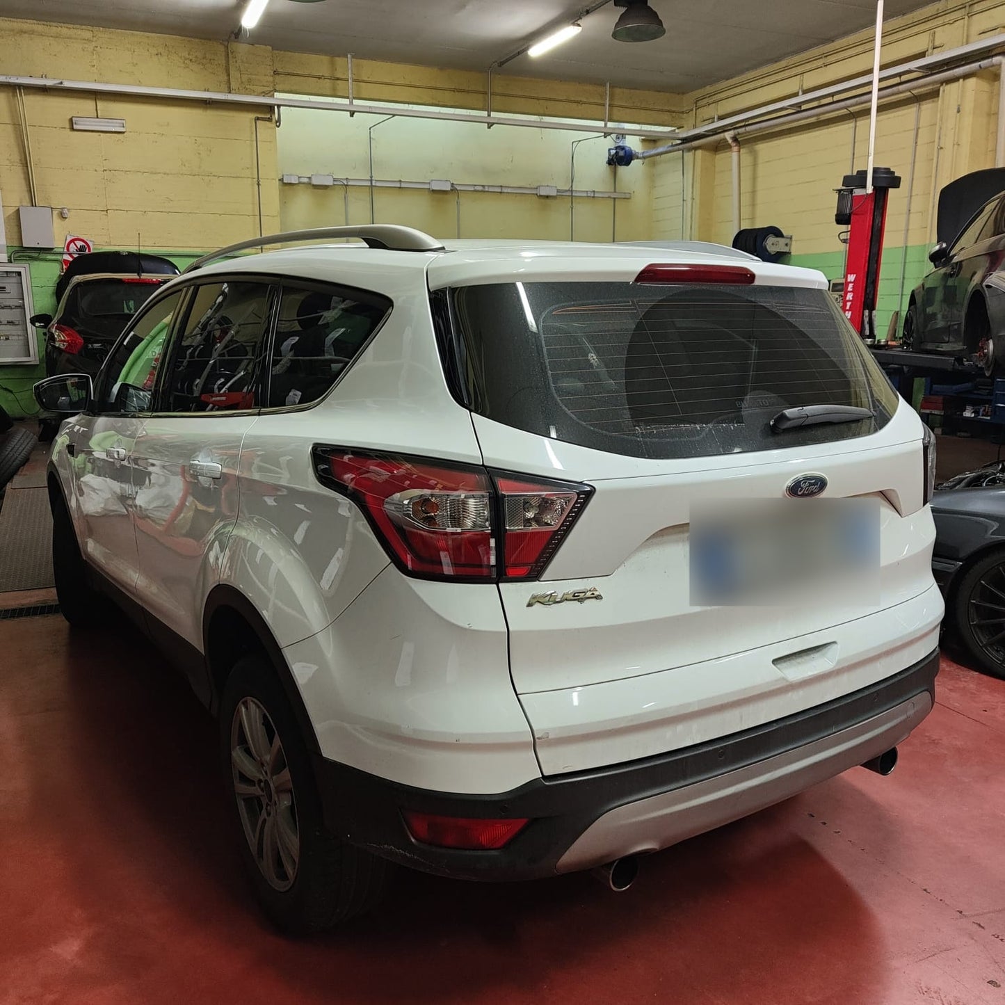 FORD - KUGA (2017 - km 103.000 - Diesel)