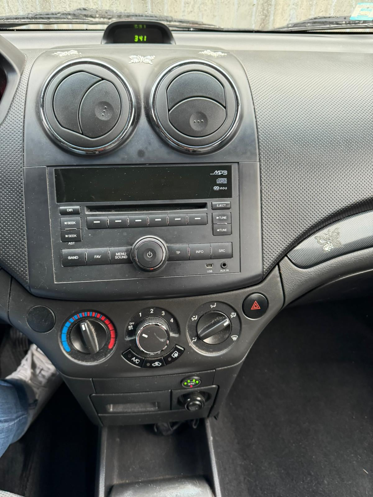 CHEVROLET - AVEO (2011 - km 150.000 - Gpl)