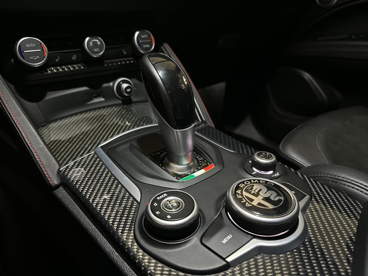 ALFA ROMEO - STELVIO (2019 - 98.000 km - Benzina)