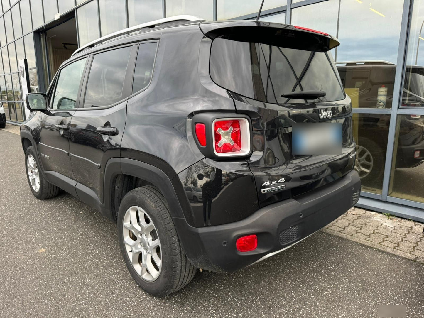 JEEP - RENEGADE (2015 - km 160.000 - Diesel)