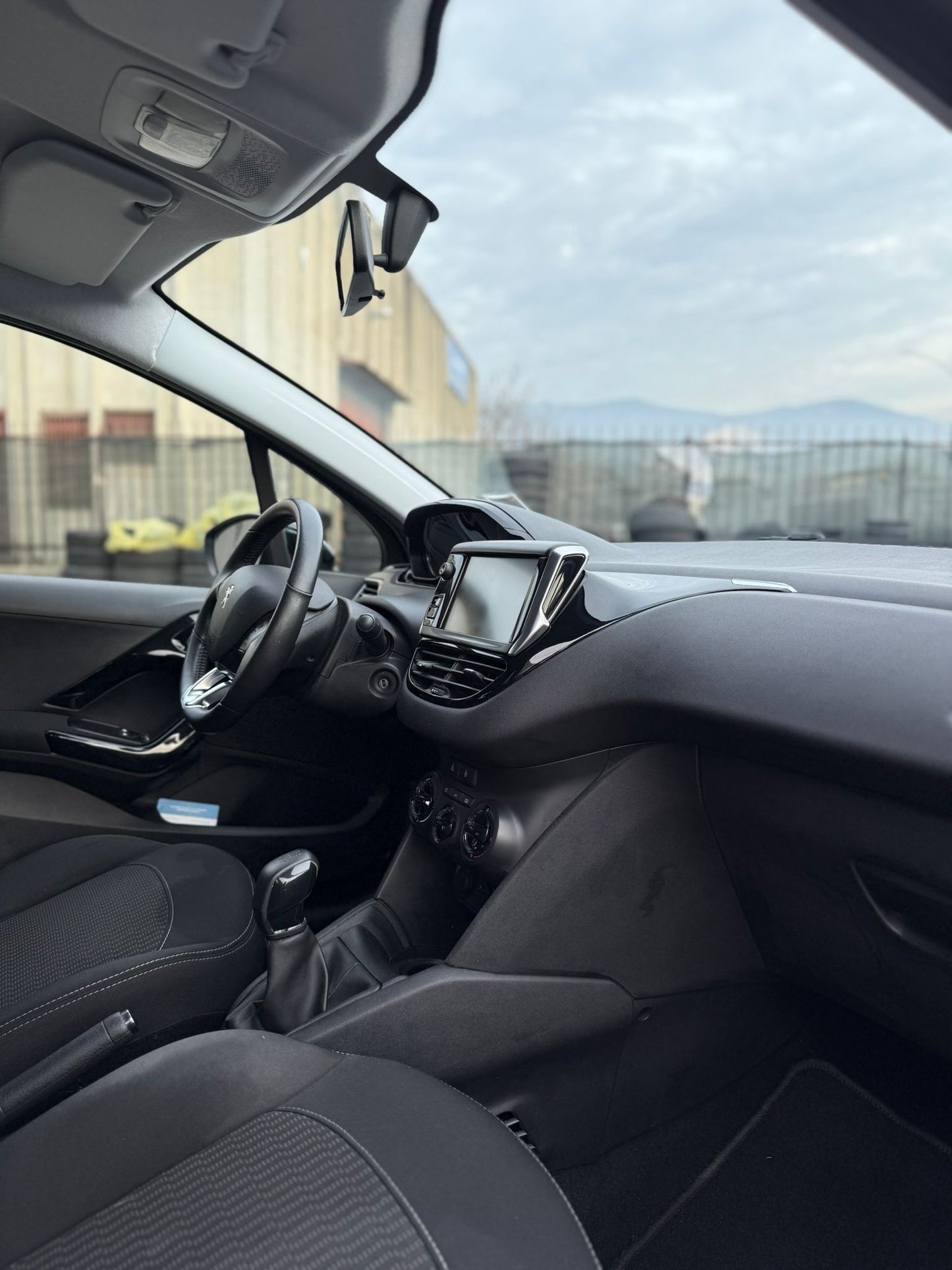 PEUGEOT - 208 (2019 - km 170.000 - Diesel)