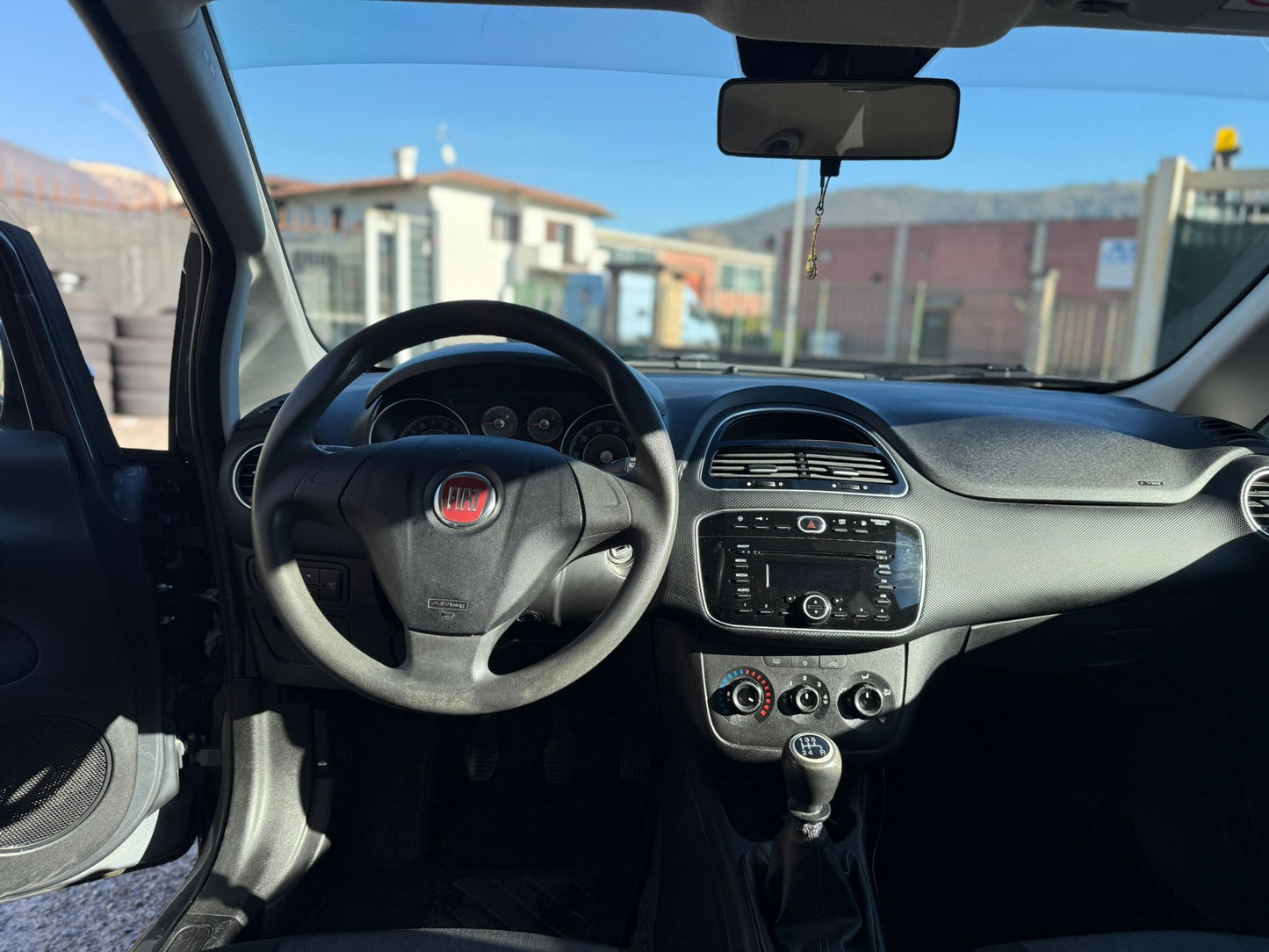 FIAT - PUNTO (2015 - km 130.000- Gpl)