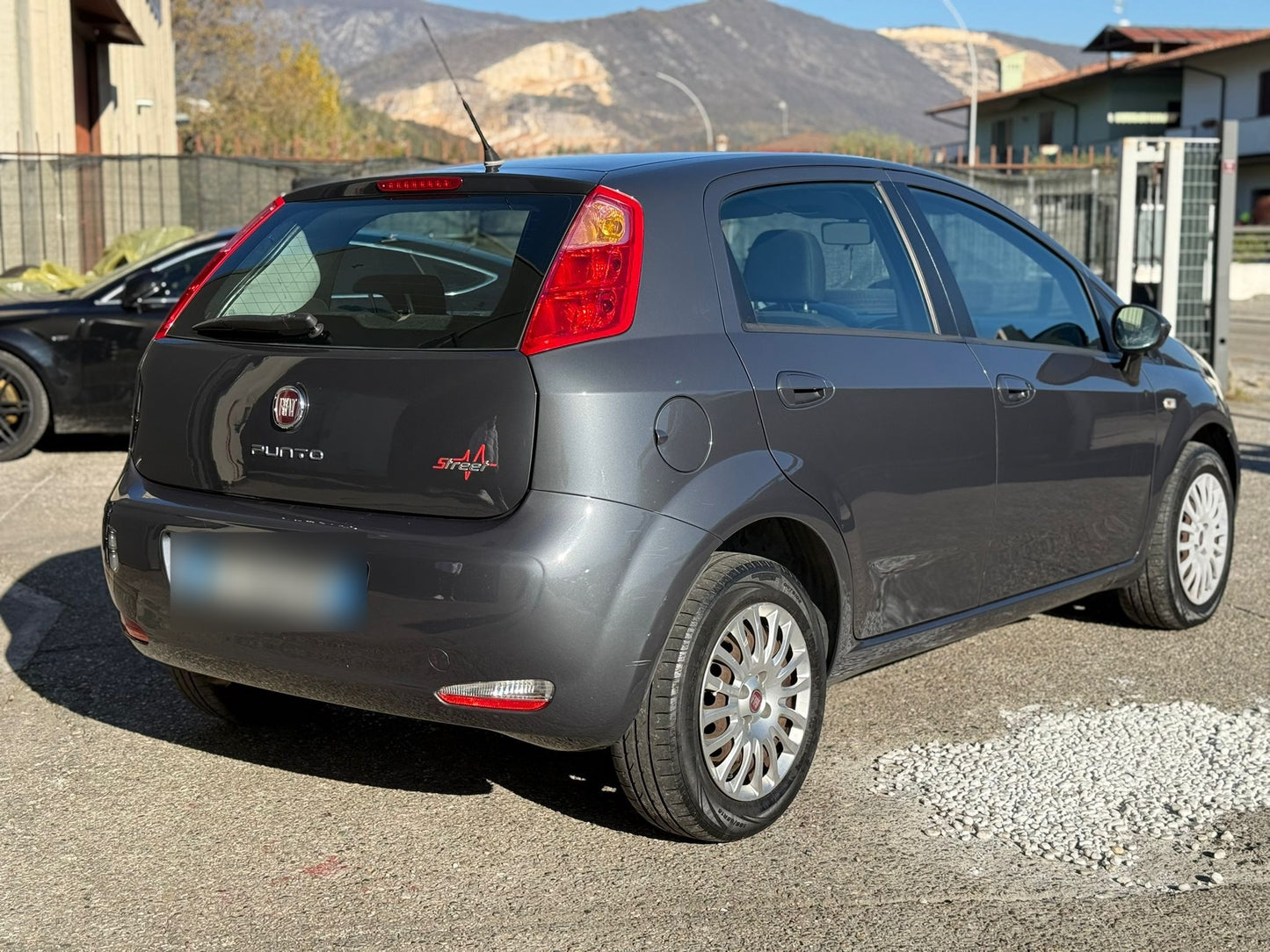FIAT - PUNTO (2015 - km 130.000- Gpl)