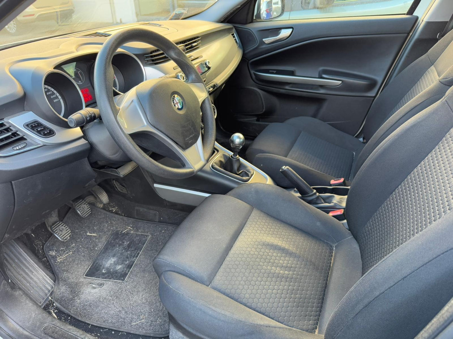 ALFA ROMEO - GIULIETTA (2012 - km 145.000 - Benzina)