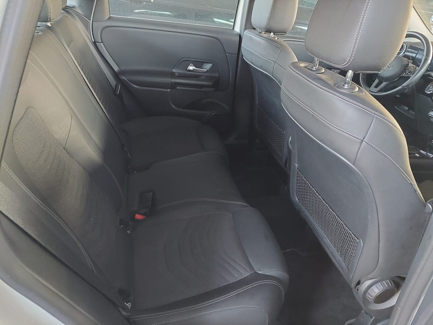 MERCEDES-BENZ - B 200 (2020 - km 132.350 - Diesel)