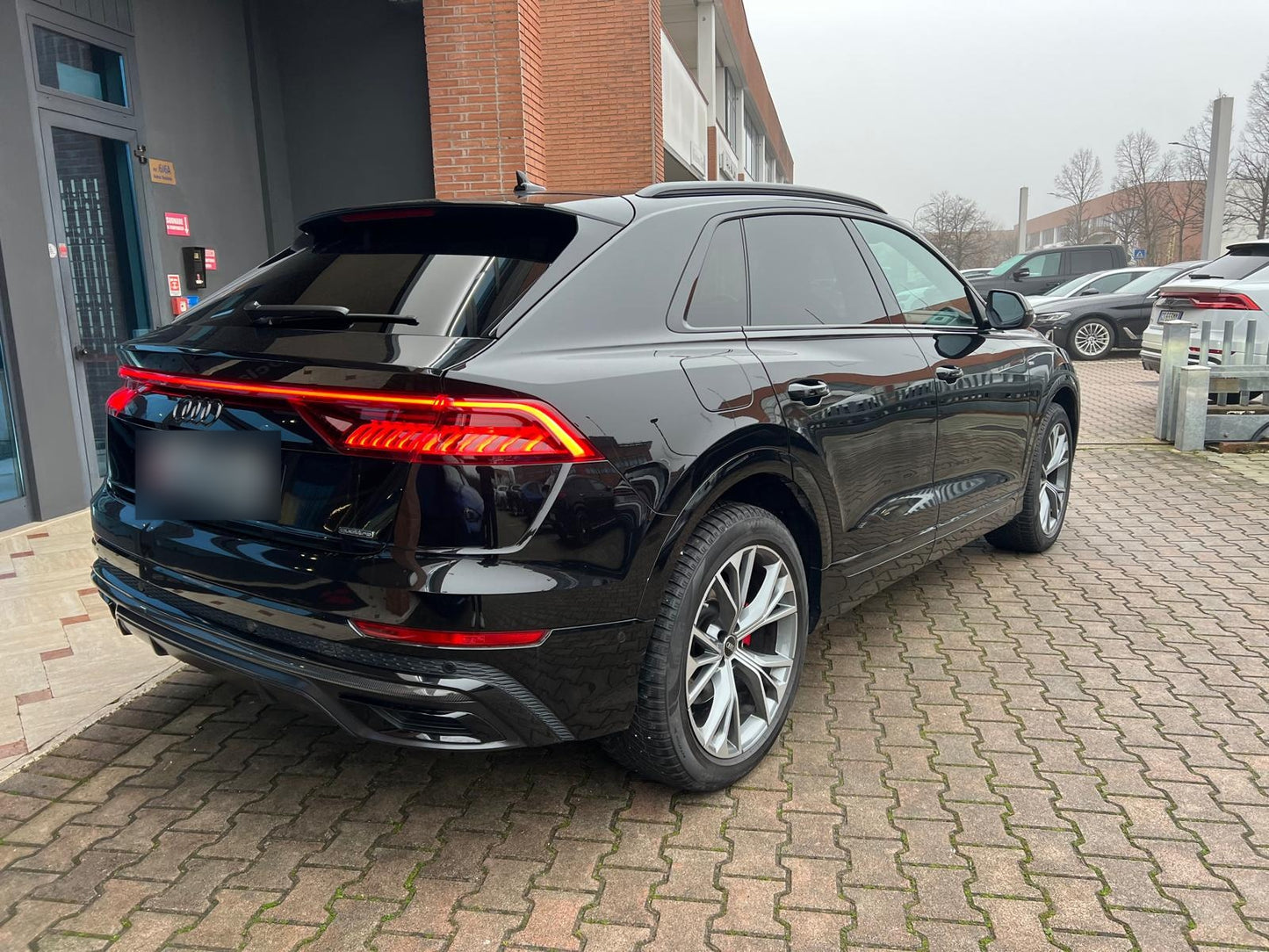 AUDI - Q8 (2023 - km 107.000 - Ibrida)