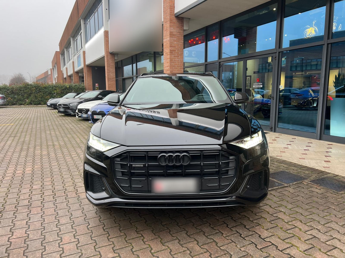 AUDI - Q8 (2023 - km 107.000 - Ibrida)