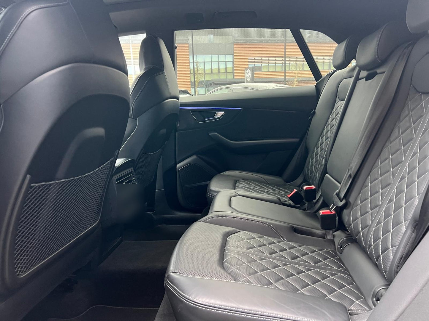 AUDI - Q8 (2023 - km 107.000 - Ibrida)