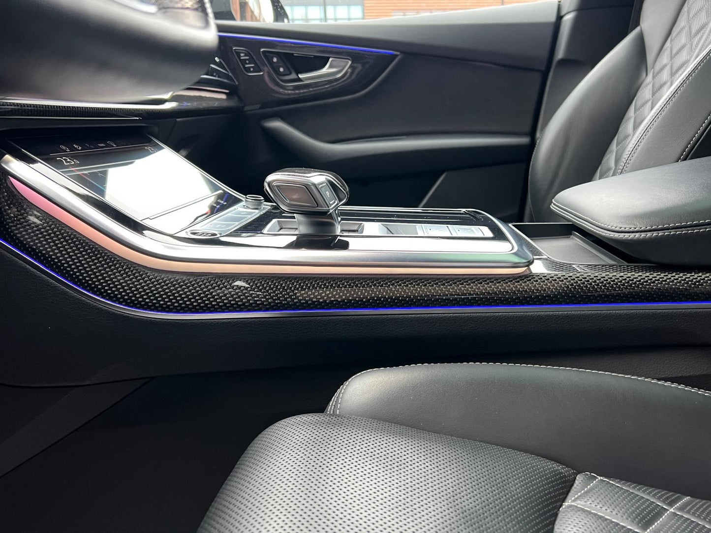 AUDI - Q8 (2023 - km 107.000 - Ibrida)