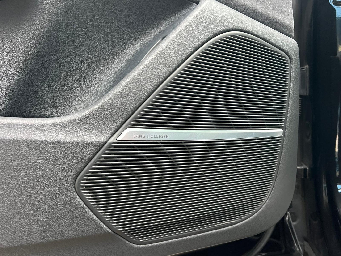AUDI - Q8 (2023 - km 107.000 - Ibrida)