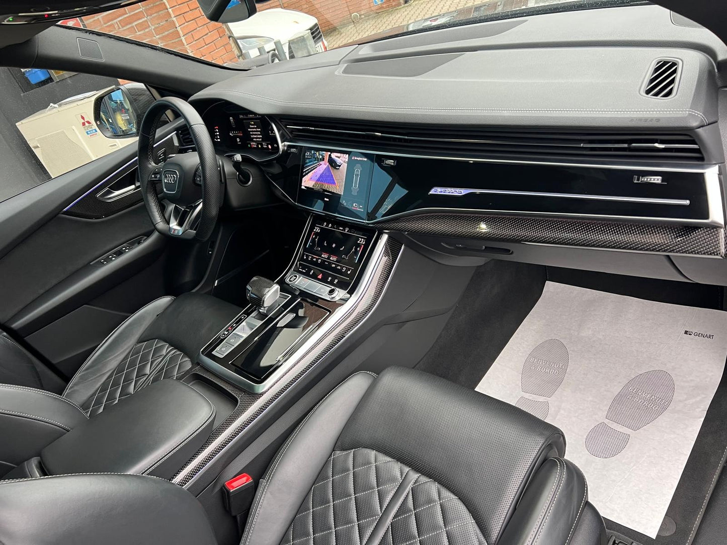 AUDI - Q8 (2023 - km 107.000 - Ibrida)