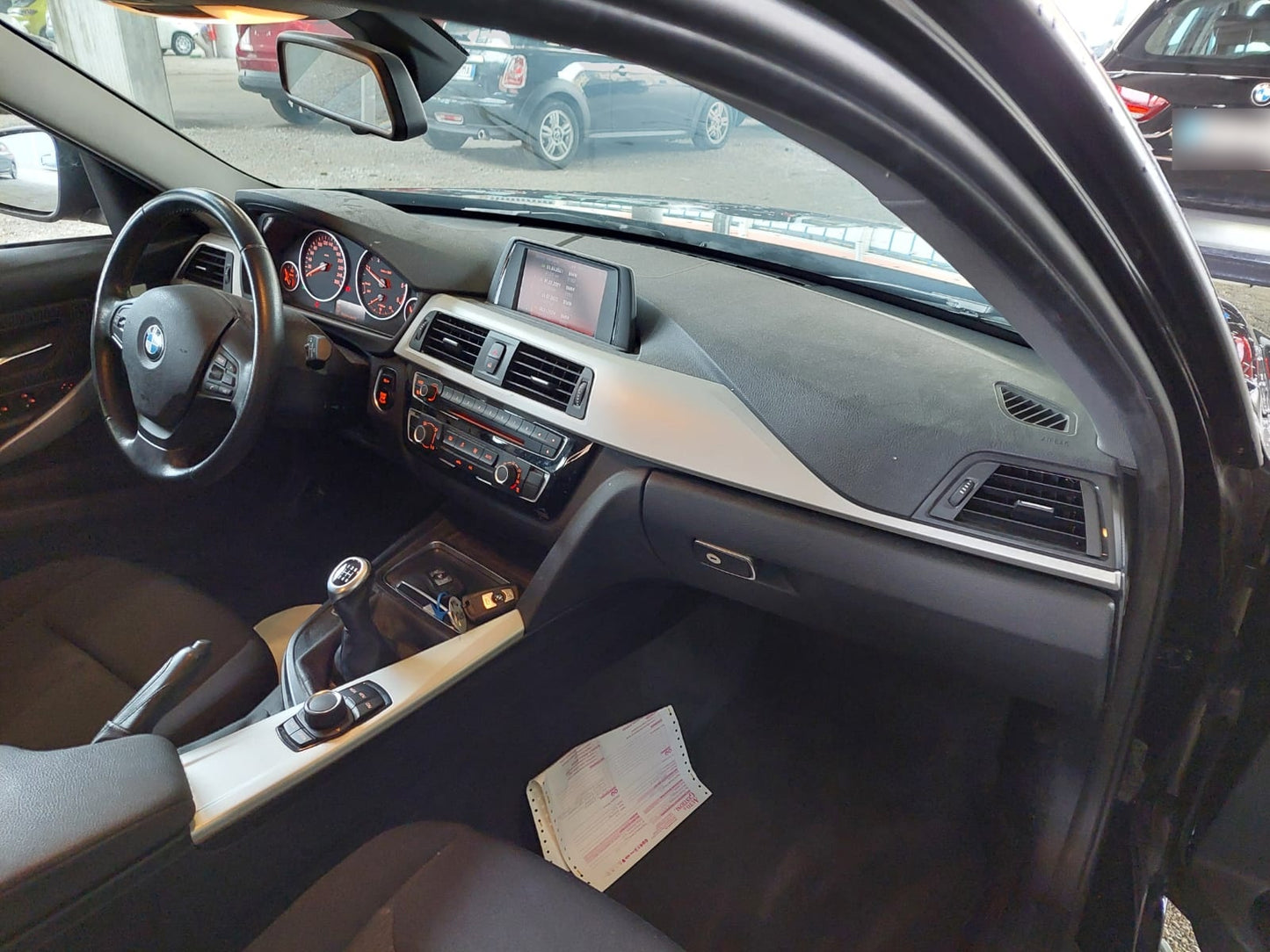 BMW - 320d (2018 - km 131.000 - Diesel)
