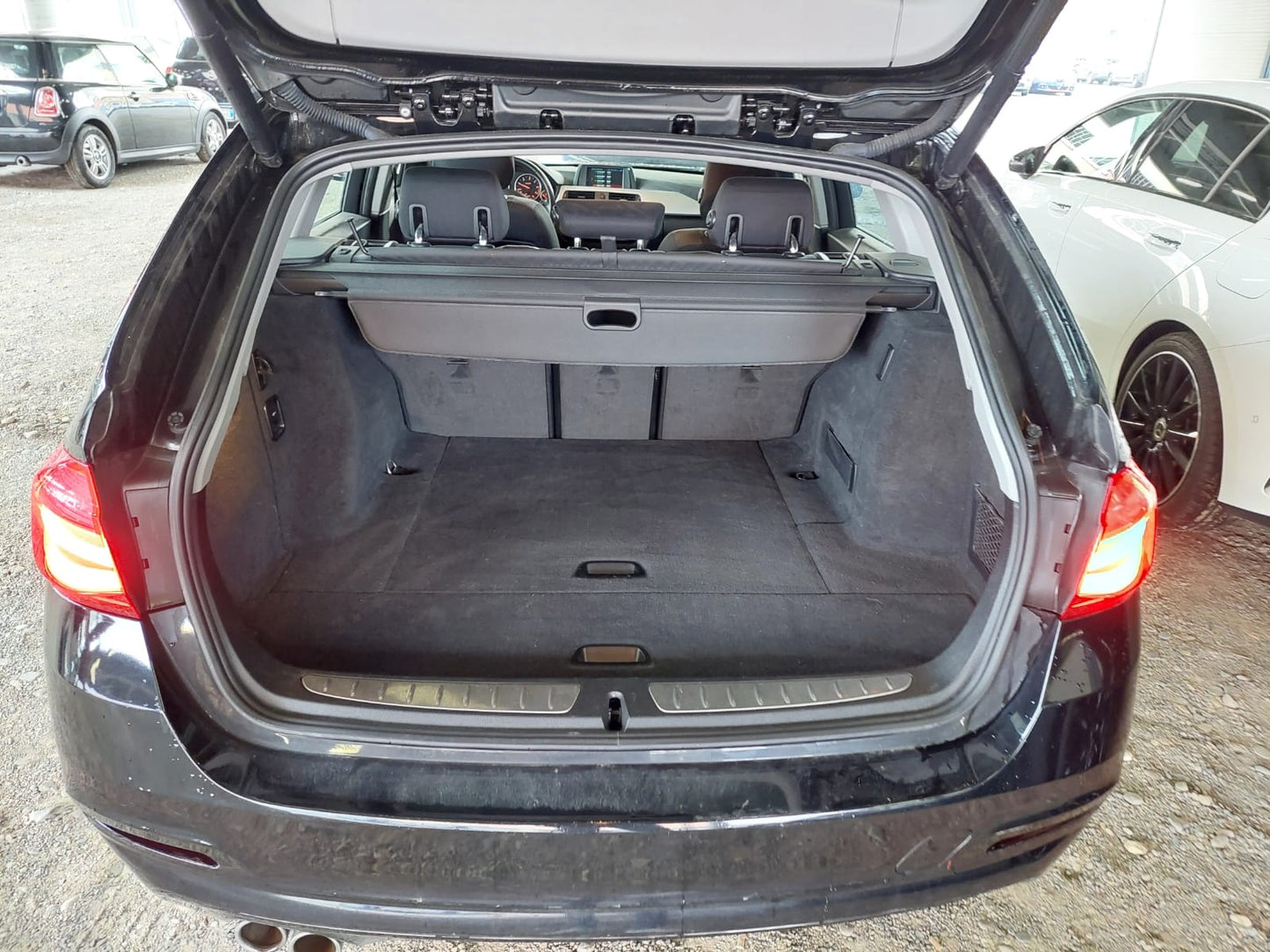 BMW - 320d (2018 - km 131.000 - Diesel)